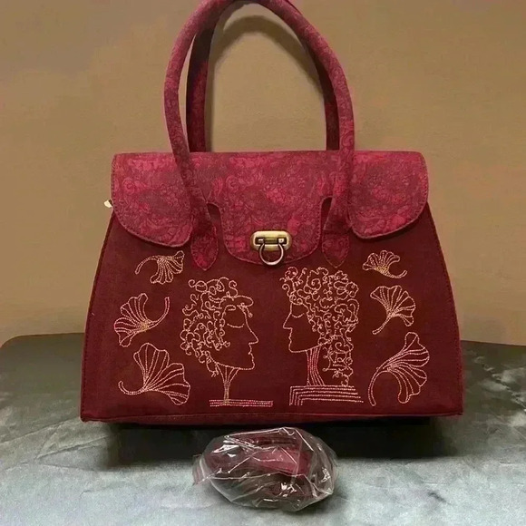 NWT The  Unspoken by Meenz Handbag- Gorgeous - Picture 4 of 13